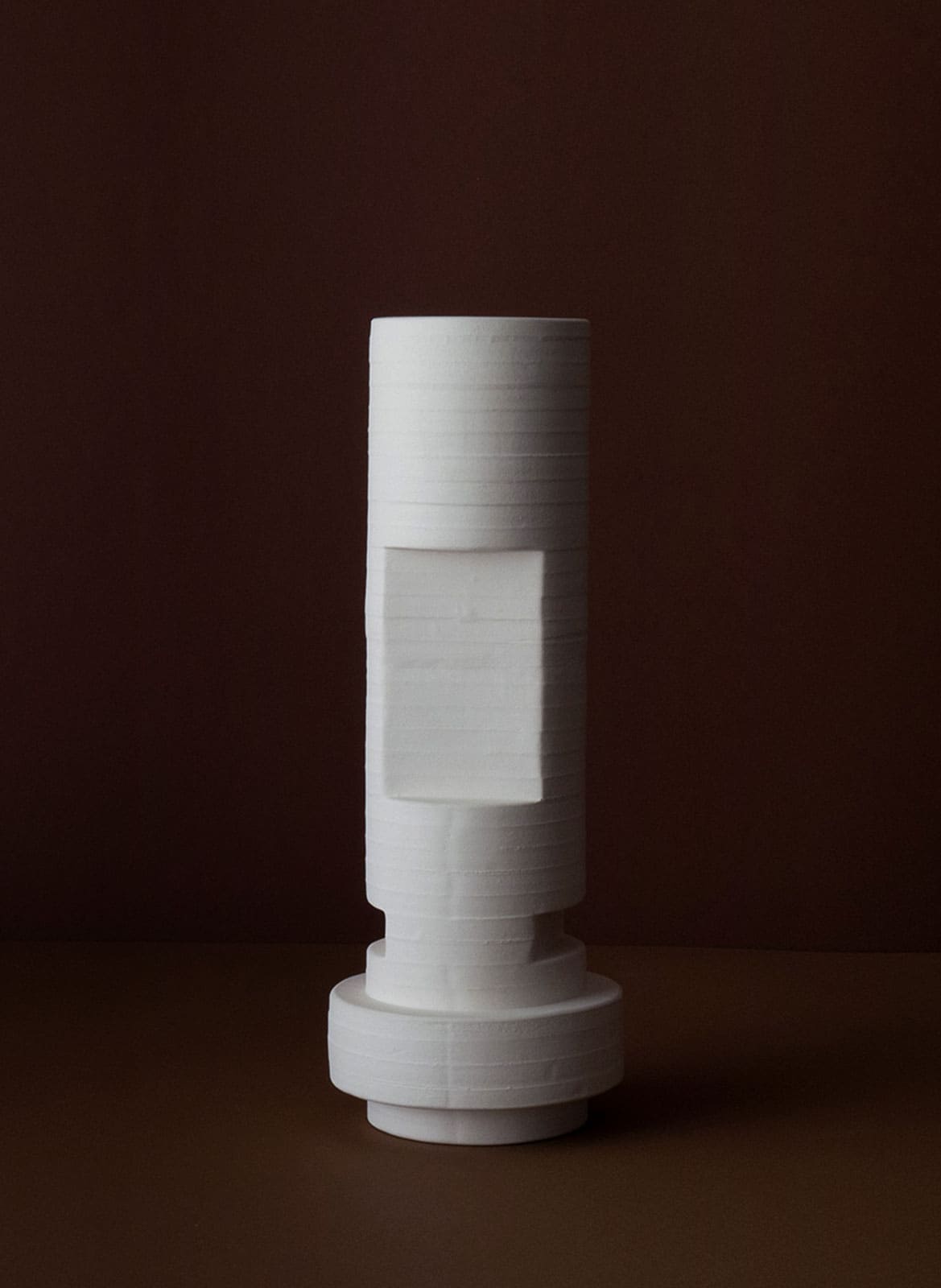 handmade sculptural white ceramic vase made by Yaara Rabinovitch