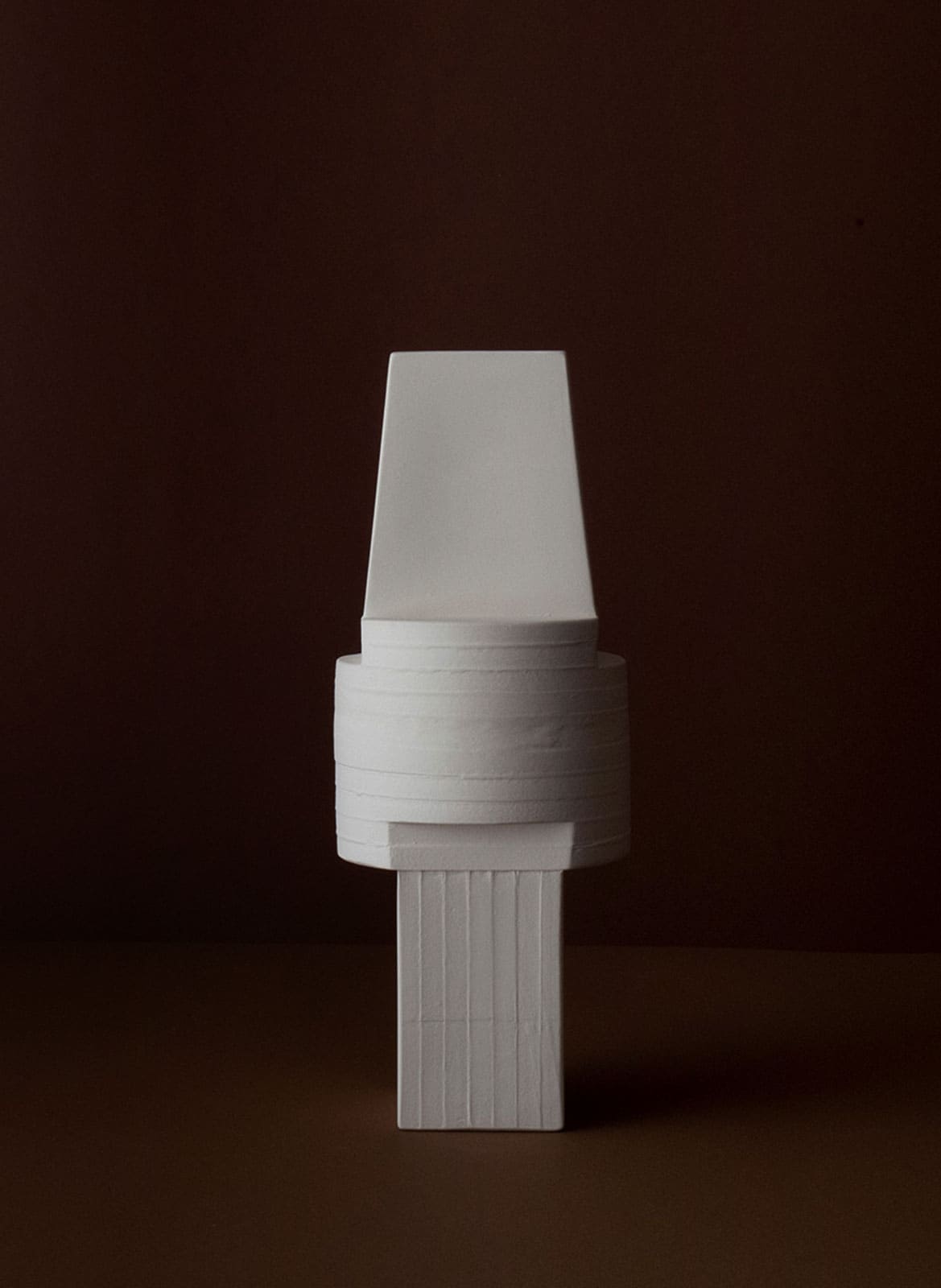 handmade sculptural white ceramic vase made by Yaara Rabinovitch