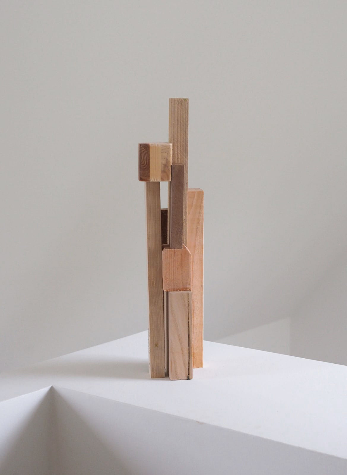 sculpture wood cubes I