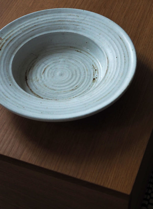 white ceramic dish